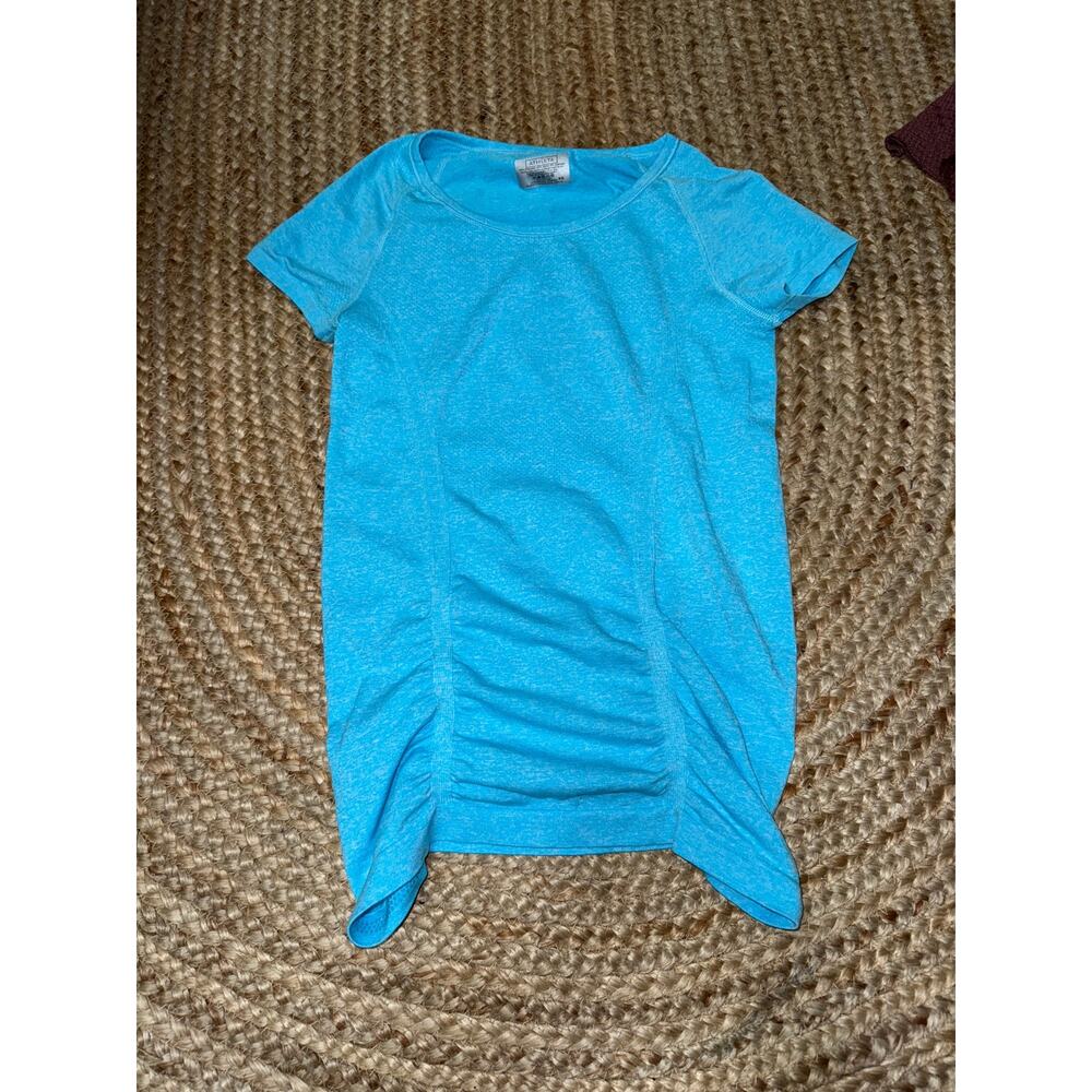 Athleta ruched seamless workout shirt in blue size xs